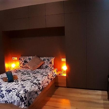Best Ambiance Apartment And Vew In Center Bukarest Exteriör bild