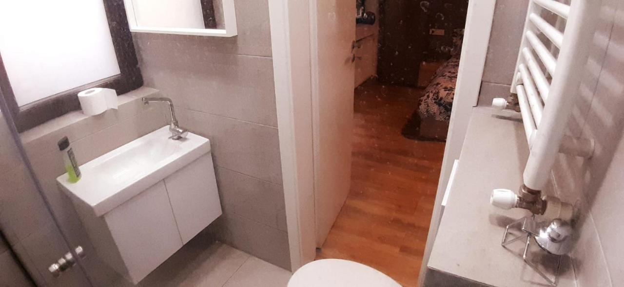 Best Ambiance Apartment And Vew In Center Bukarest Exteriör bild